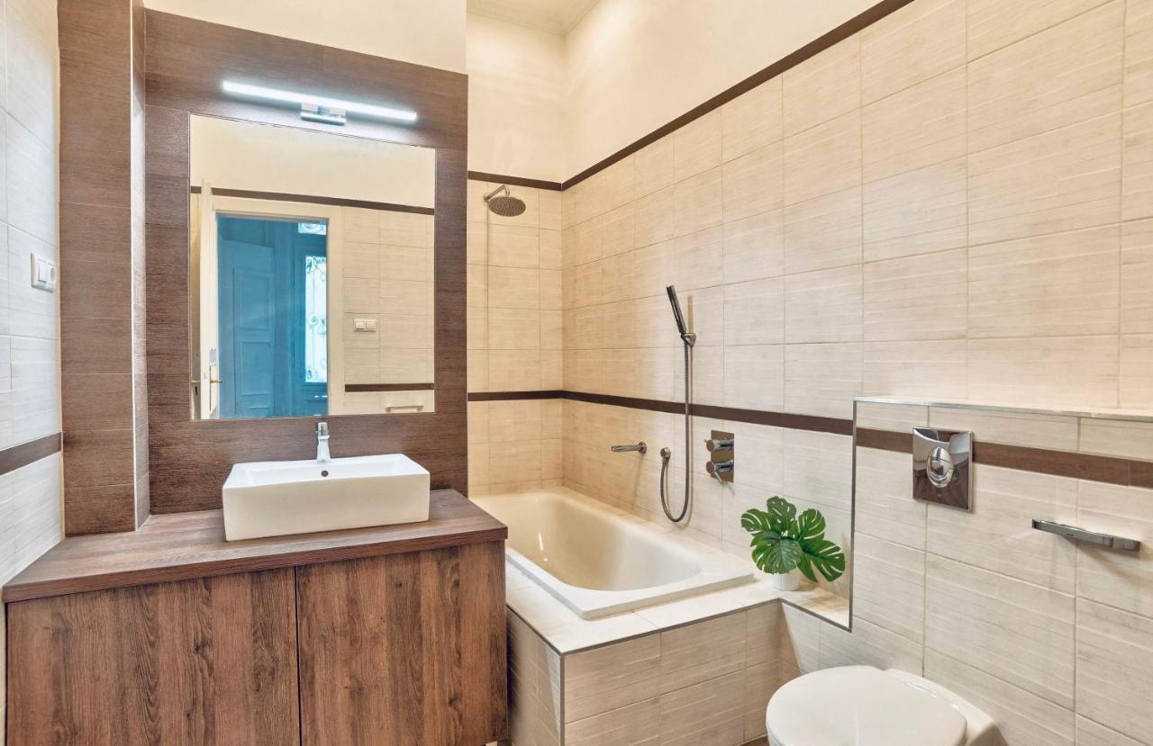 Inn The Downtown Budapeszt Zewnętrze zdjęcie